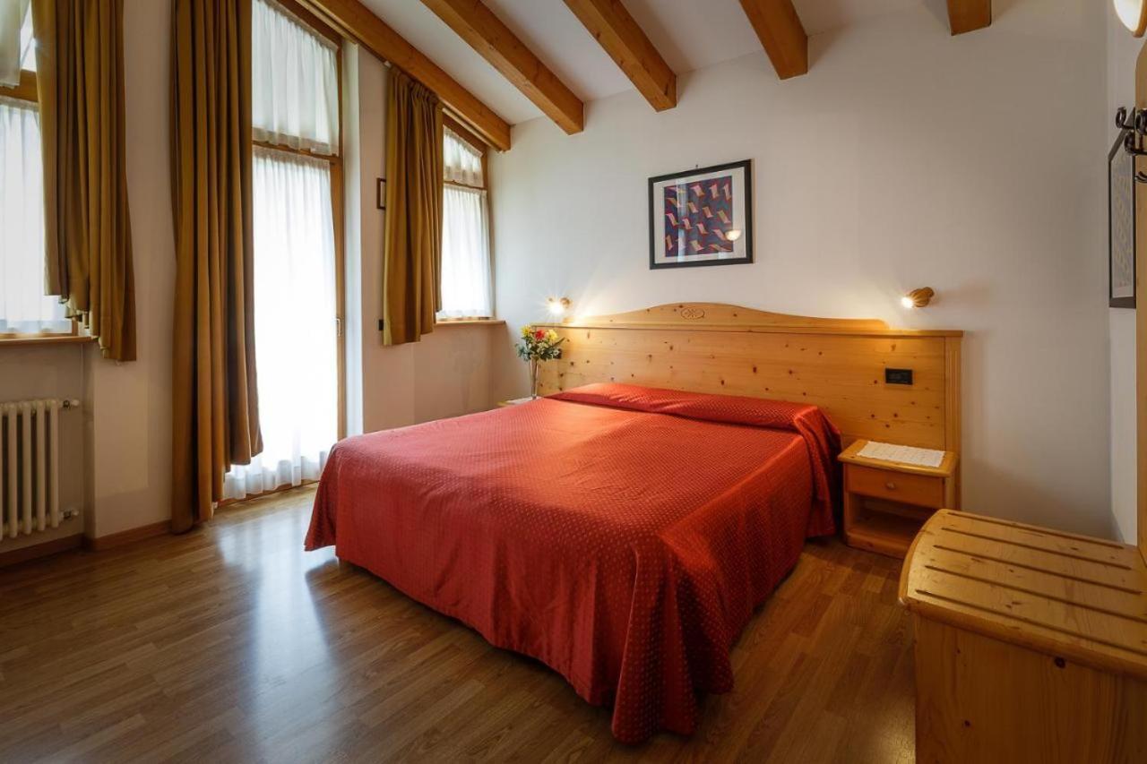 Hotel La Locanda Pinzolo Extérieur photo