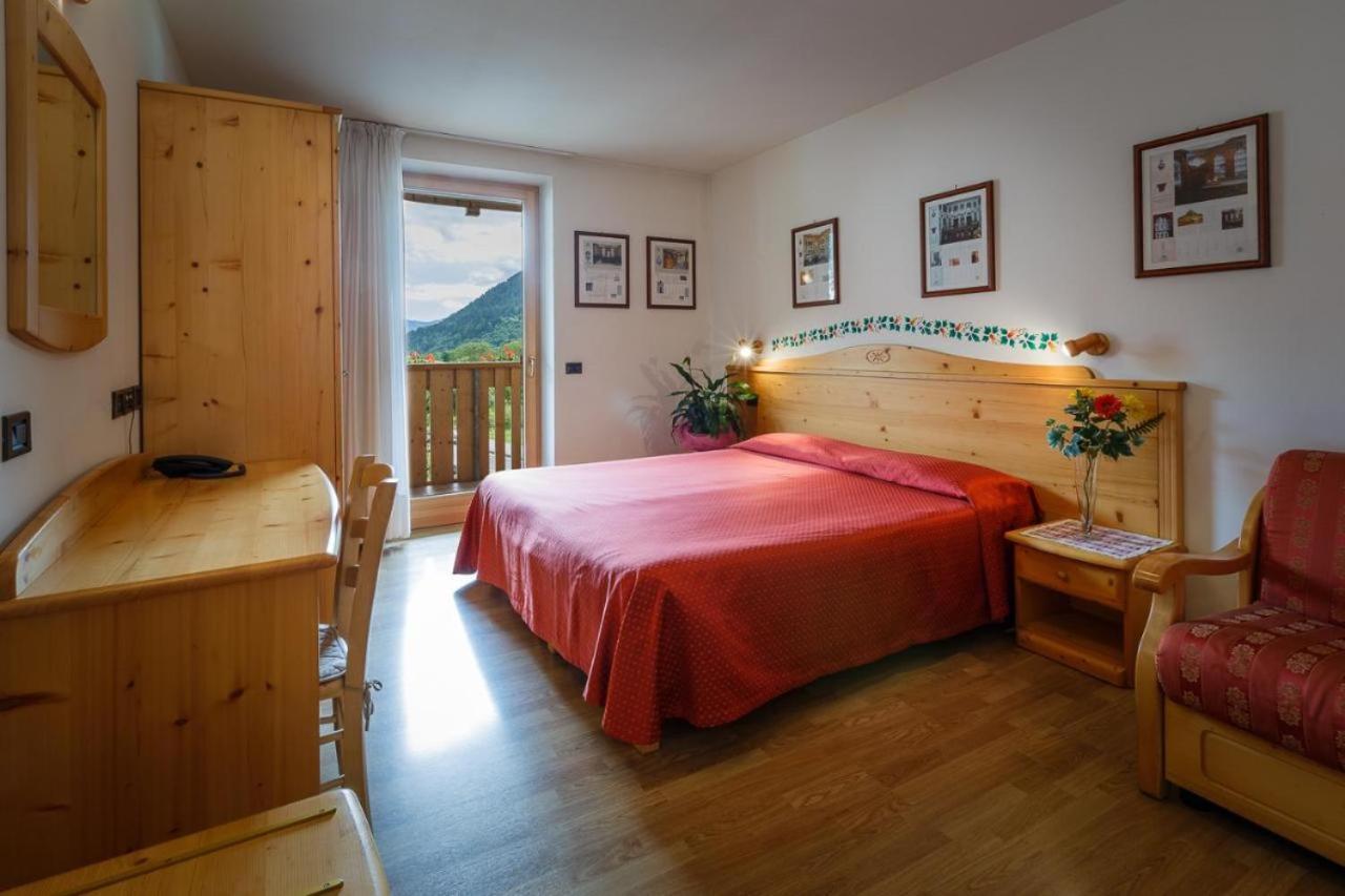 Hotel La Locanda Pinzolo Extérieur photo