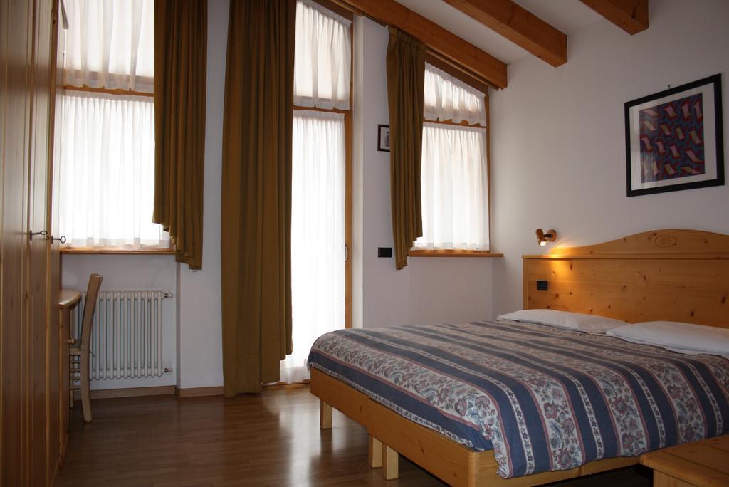 Hotel La Locanda Pinzolo Extérieur photo