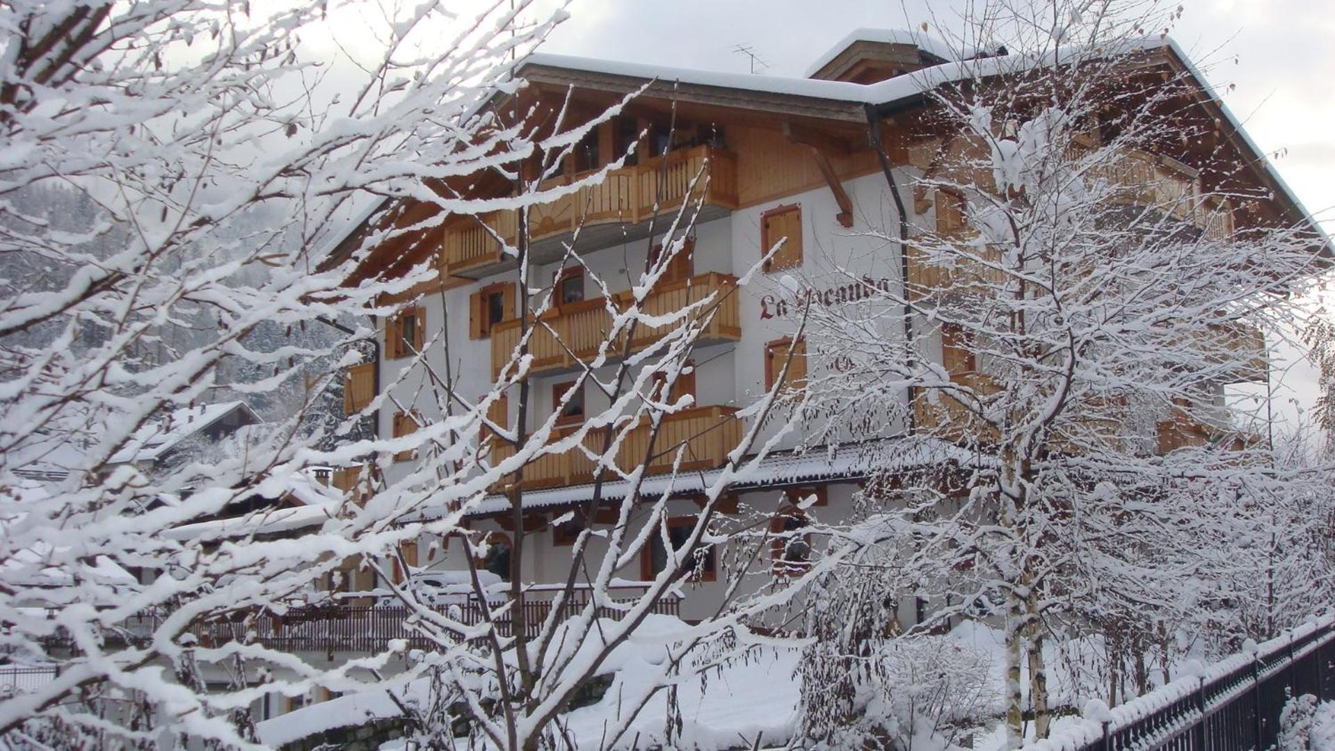 Hotel La Locanda Pinzolo Extérieur photo