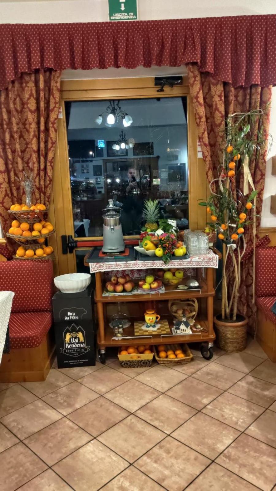 Hotel La Locanda Pinzolo Extérieur photo