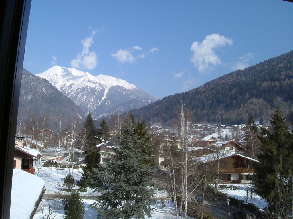 Hotel La Locanda Pinzolo Extérieur photo