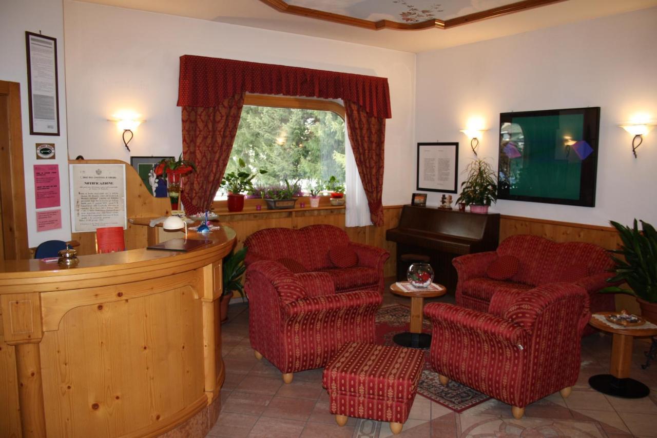 Hotel La Locanda Pinzolo Extérieur photo